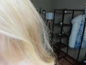 _honeypeachy_